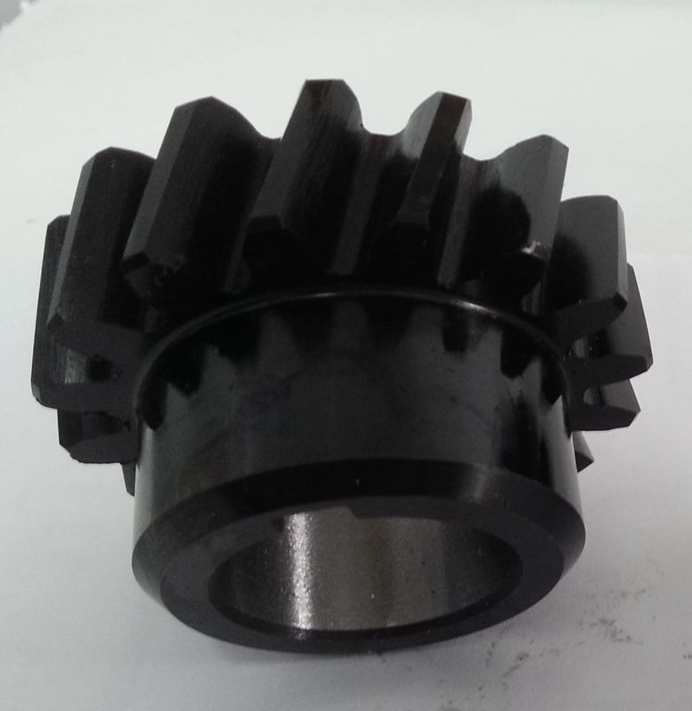 Custom Made Single Helical Gear for Various Mechanical Manufacturing Industries