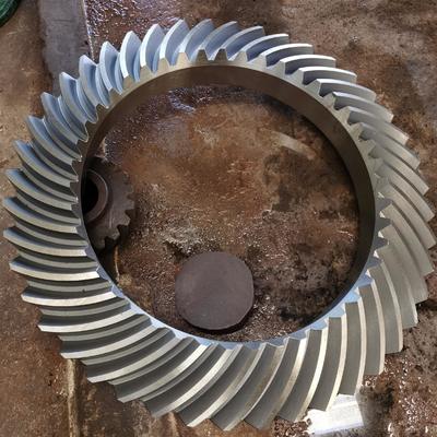 چرخ‌دنده‌های مخروطی مارپیچی سفارشی CNC ماشین‌کاری شده با درجه ISO 6-7 با عملکرد بسیار دقیق